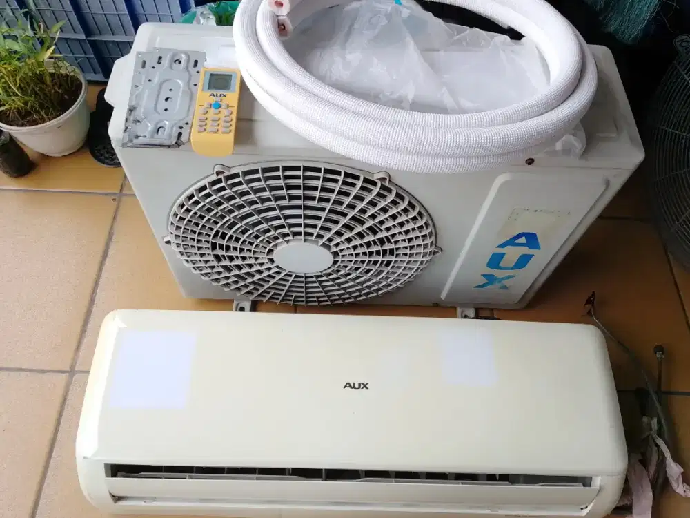 Ac aux 3/4 PK masih mulus