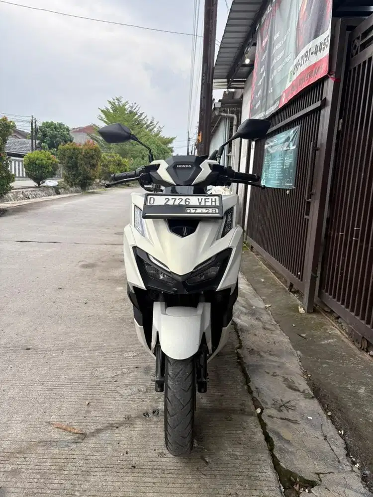 Vario 160 abs 2023 low km