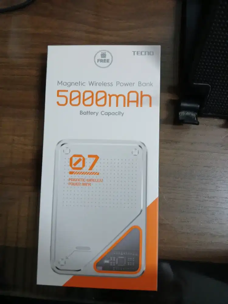 TECNO Magnetic Wireless Power Bank 5000mAh