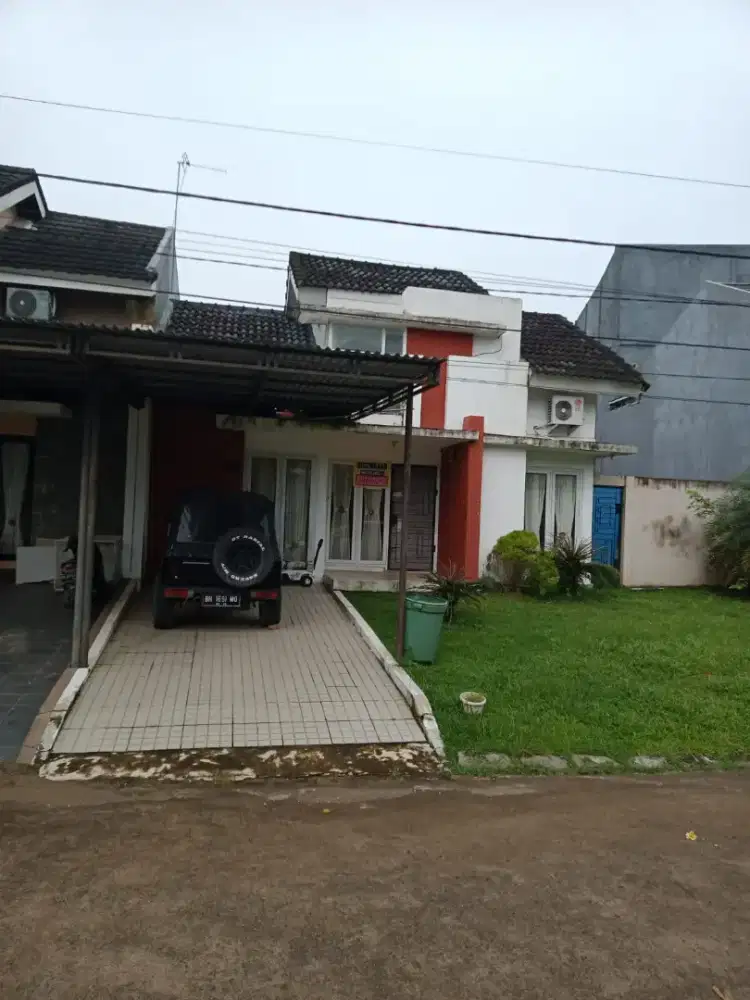 Disewakan rumah kota jambi lokasi strategis
