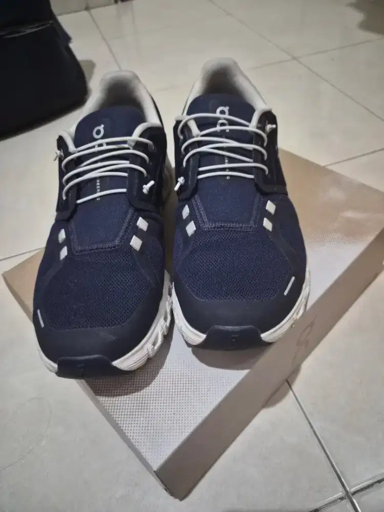 Sepatu On Cloud 6 Original