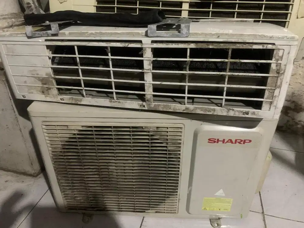 DIJUAL 2 AC SPLIT MERK SHARP 1/2 PK & PANASONIC 3/4 PK