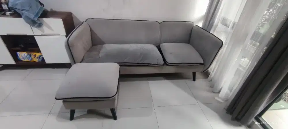Sofa BEKAS pakai jual murah