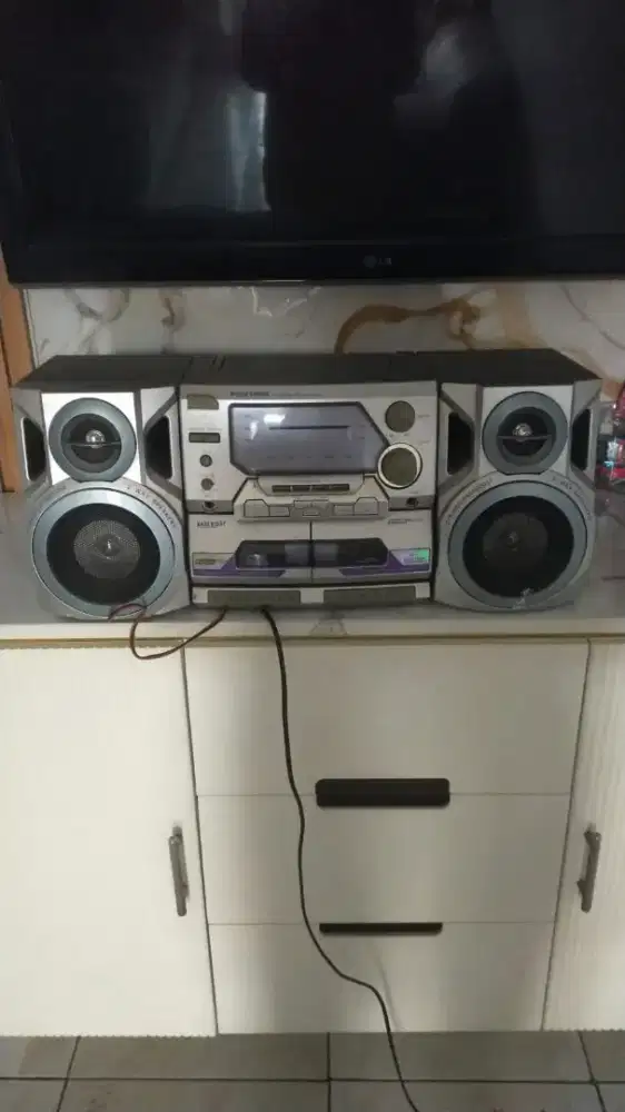 Radio Polytron jadul