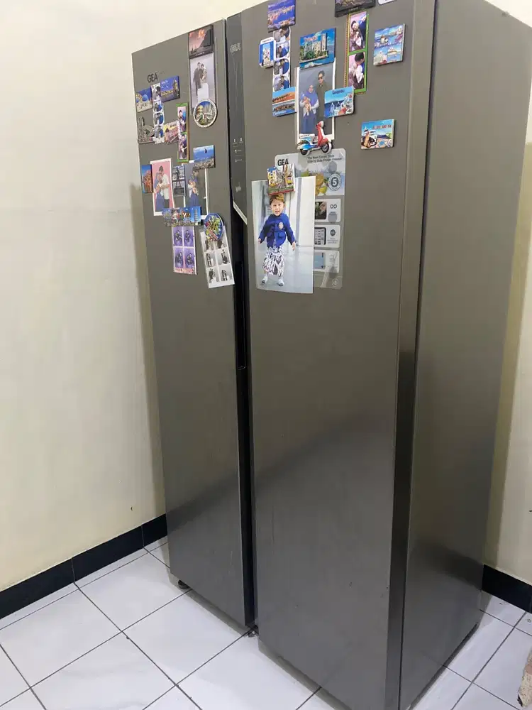 Kulkas 2 pintu dari gea
