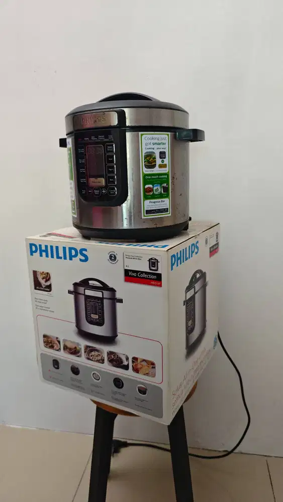 PHILIPS PRESSURE COOKER ELECTRIC HD 2137 kondisi 90%