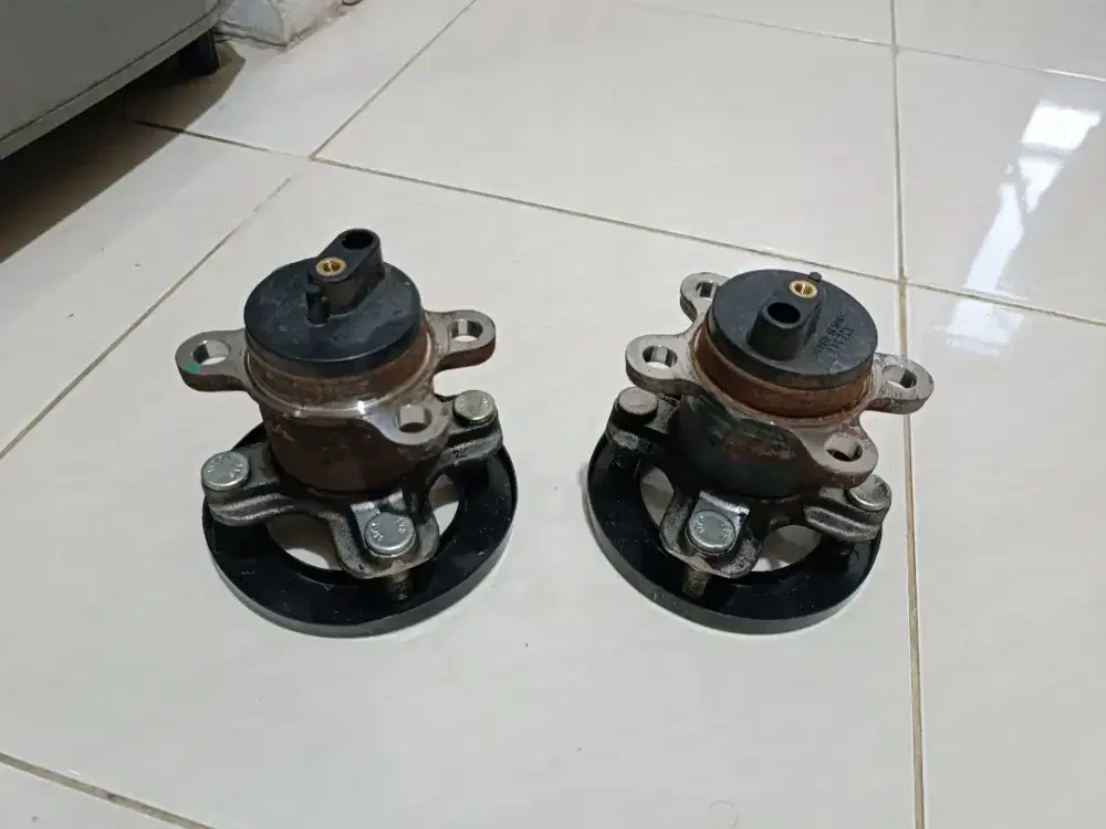 Bearing roda belakang copotan Suzuki Ignis