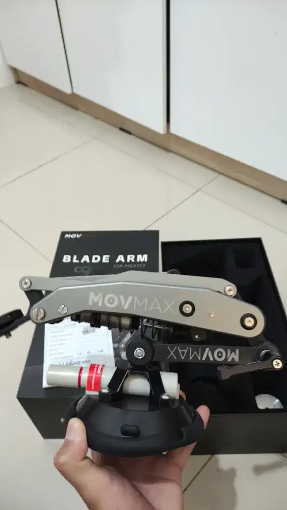 Movemax blade arm