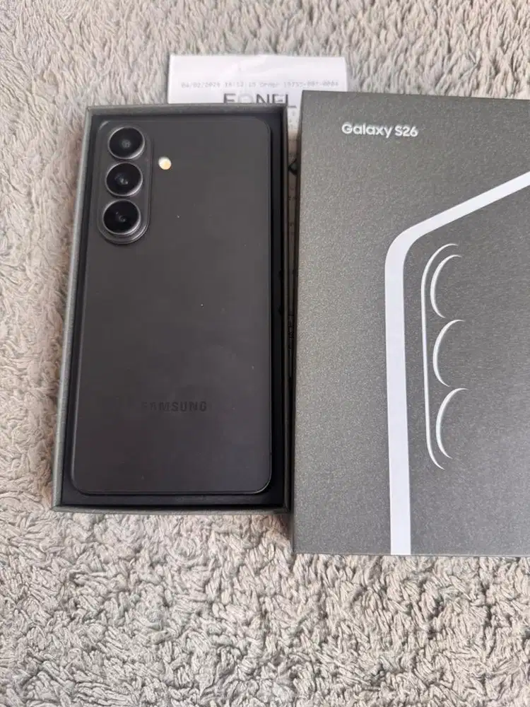 SAMSUNG S26 Basic 12/512 SEIN