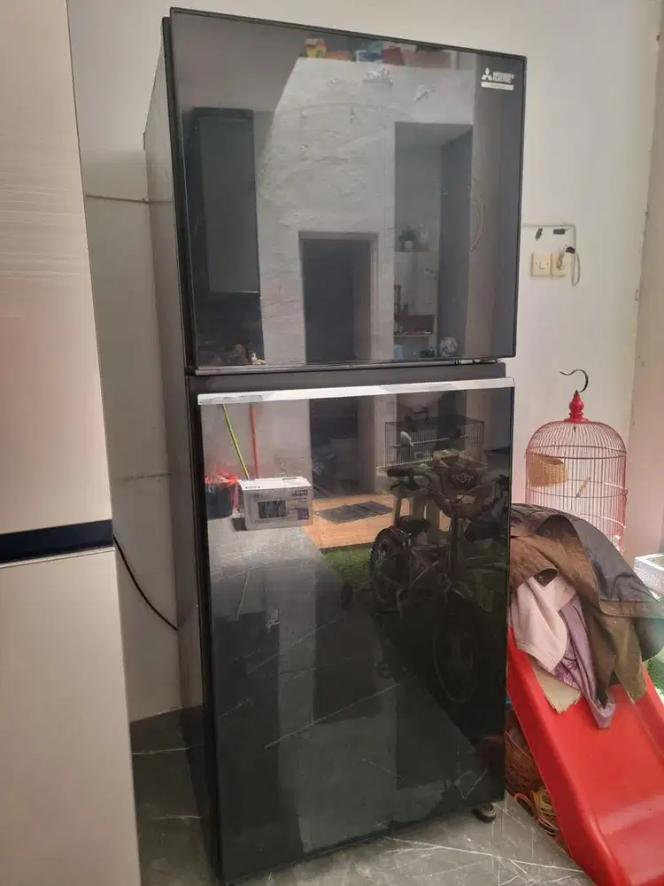 Kulkas Mitsubishi Inverter MR-FX47EN-GBK BLACK