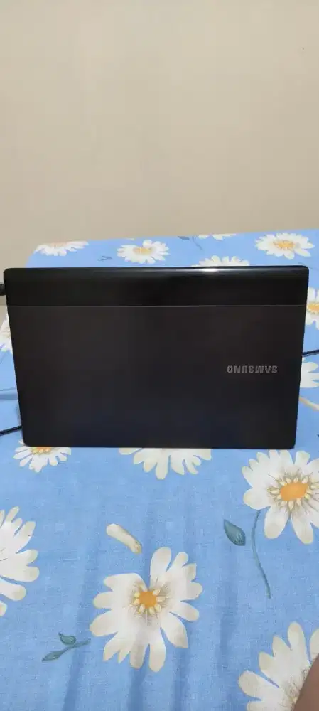 Laptop SAMSUNG 12 inch
