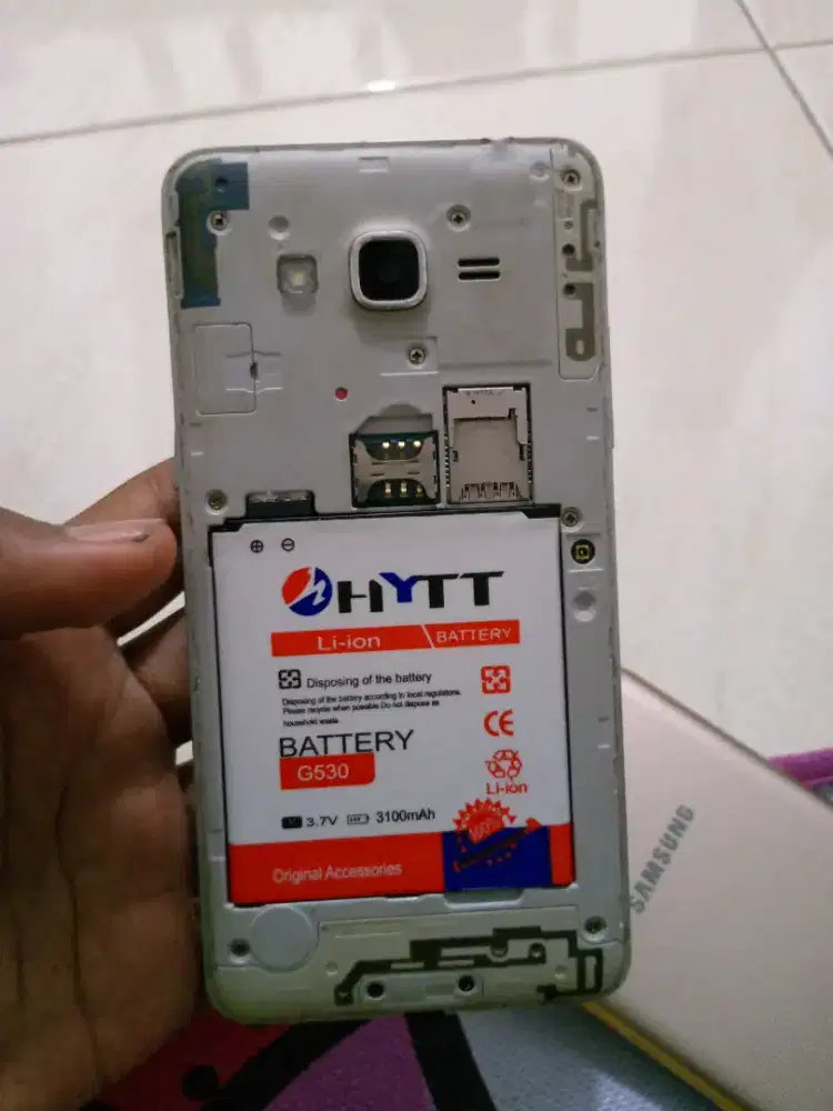 Samsung J2 prime minus lcd sedikit