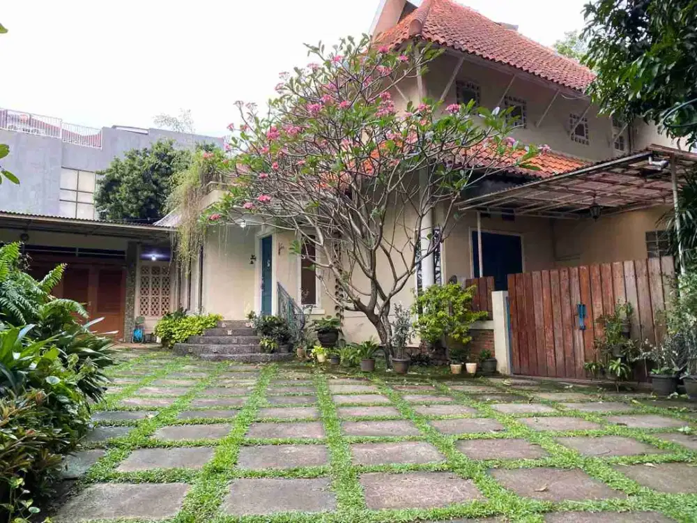 Rumah Dijual Murah di Kebagusan, Pasar Minggu, Tanah Luas dan Asri.