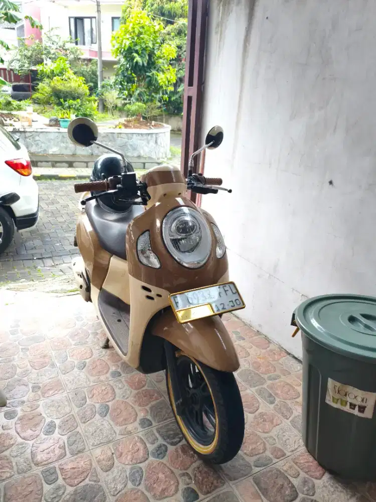 Honda scoopy donat tahun 2020