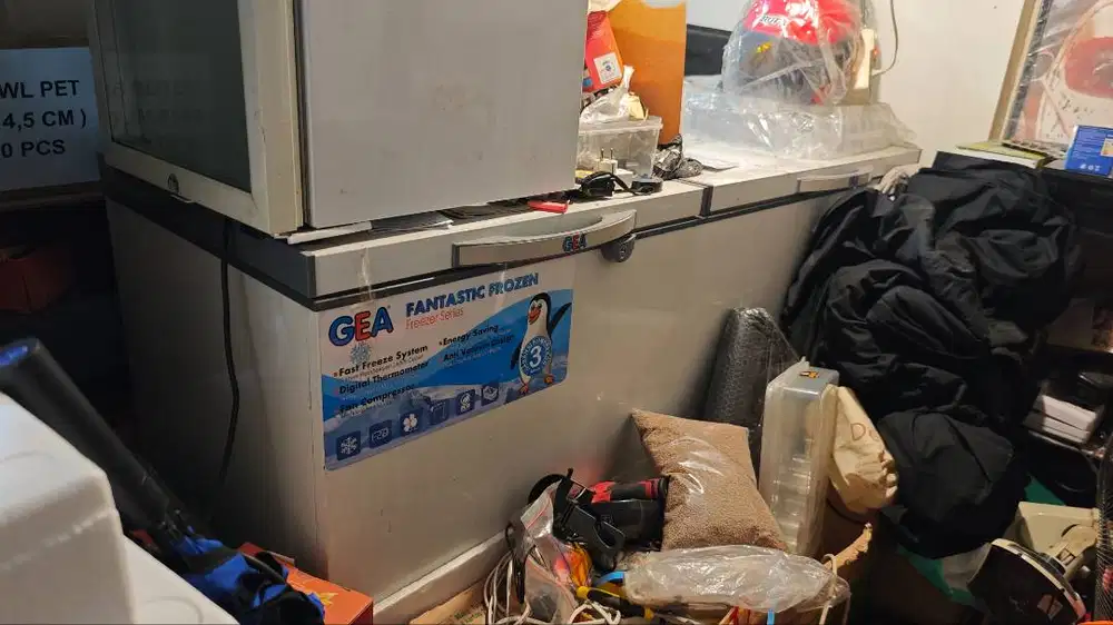 GEA AB 600 R CHEST FREEZER BOX 500 L (kompresornya rusak)