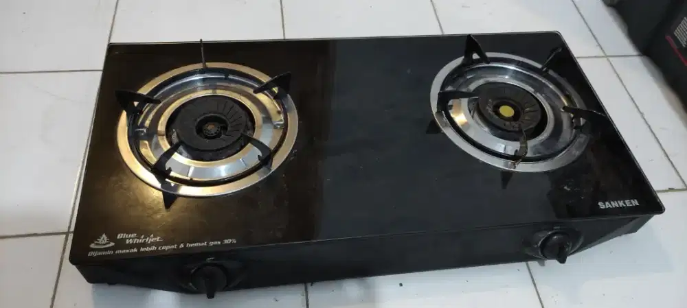 Kompor gas SANKEN temper glass