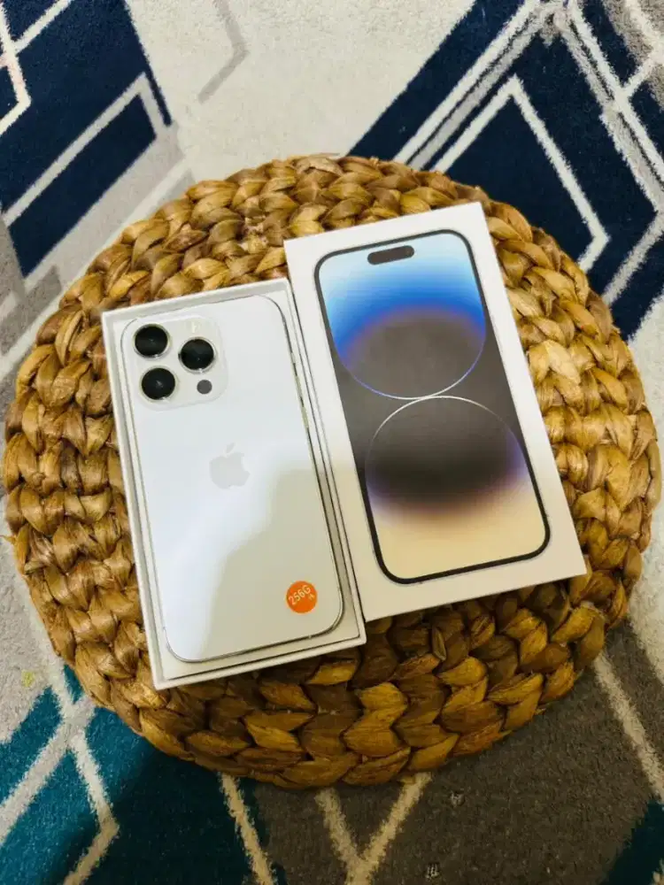 iPhone 14 pro 256GB silver
