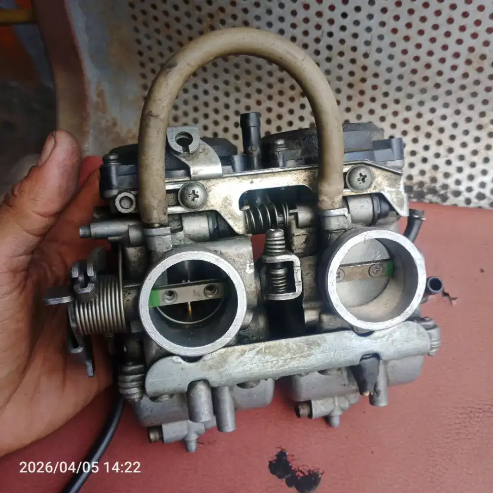 Di jual karburator ninja 250cc normal kendalanya koin cuma satu
