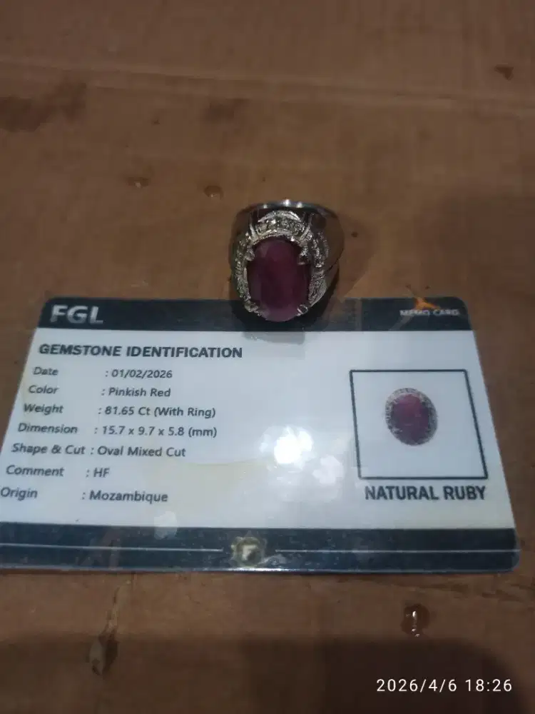Cincin batu permata rubby
