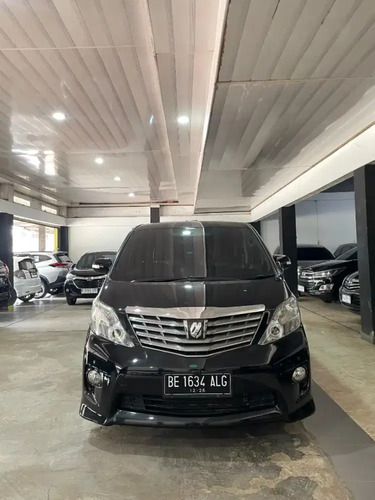 TOYOTA ALPHARD L AT 2010 ISTIMEWA