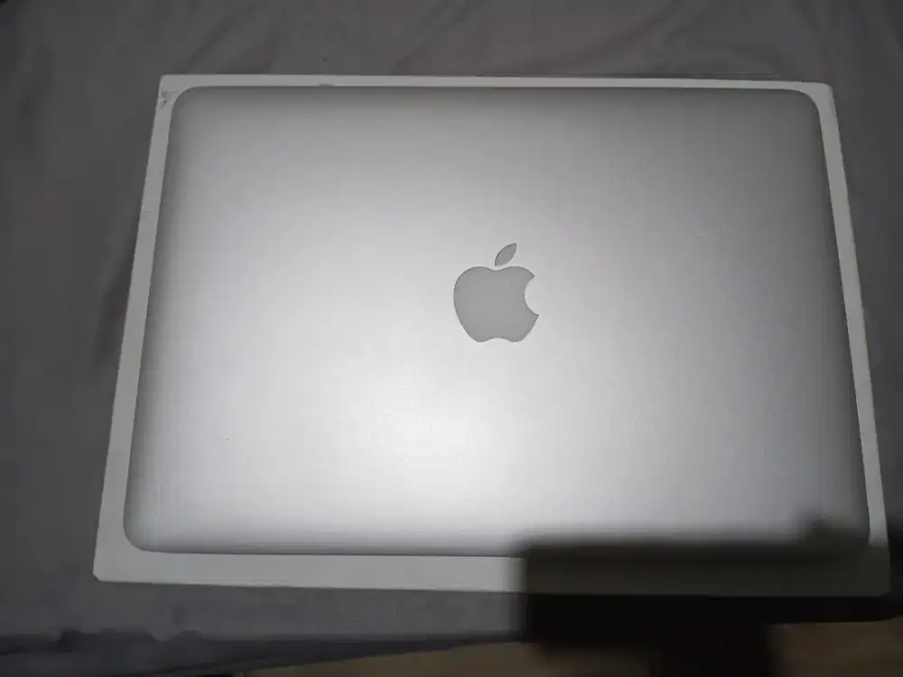 Macbook Pro Retina 13 (2015) Core i5 16/512GB