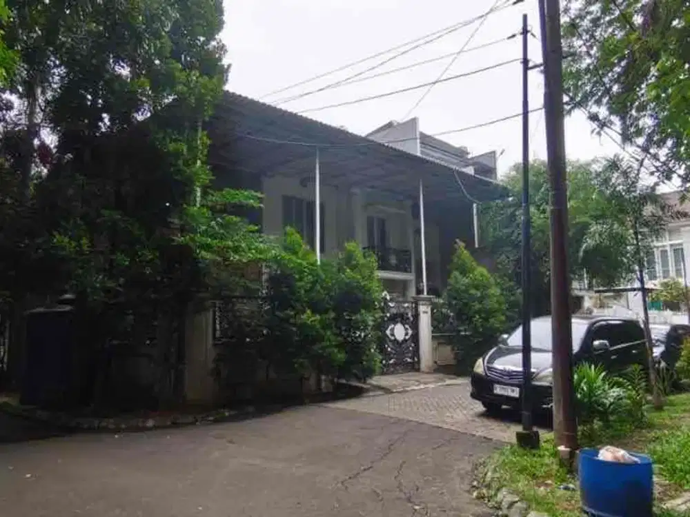 DIJUAL CEPAT RUMAH HOOK SEMI FURNISHED DEPAN TAMAN DI CITRA 2 EXT