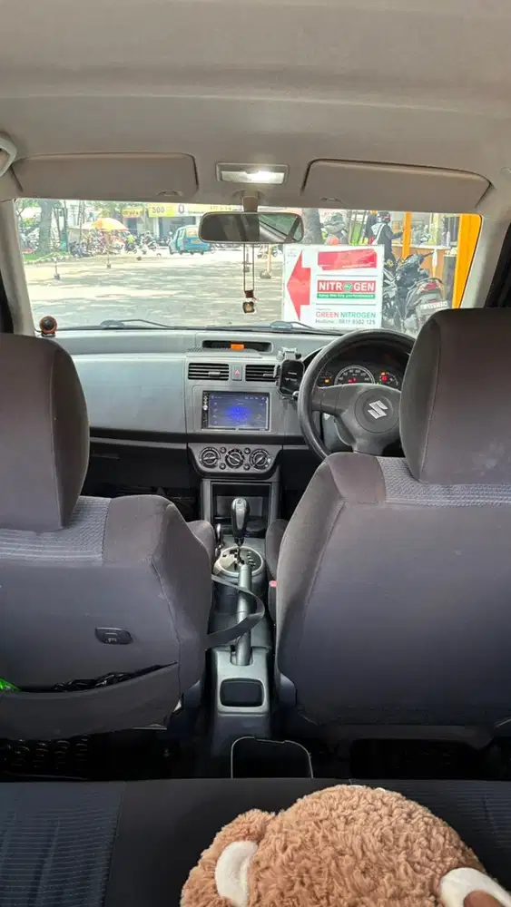Suzuki Swift 2010 Bensin
