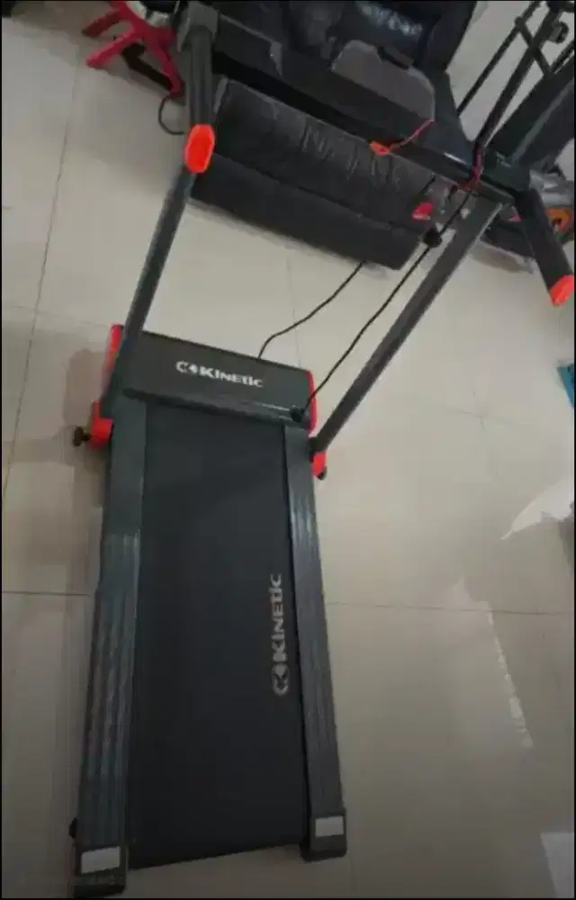 Jual murah treatmill kinetic msh bagus&fungsi normal,harga 2,4jt nego
