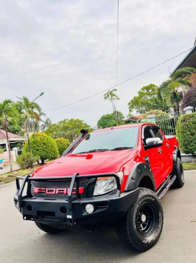 Ford Ranger XLT Turbo Diesel 4x4 Type Tertinggi Sangat Gagah