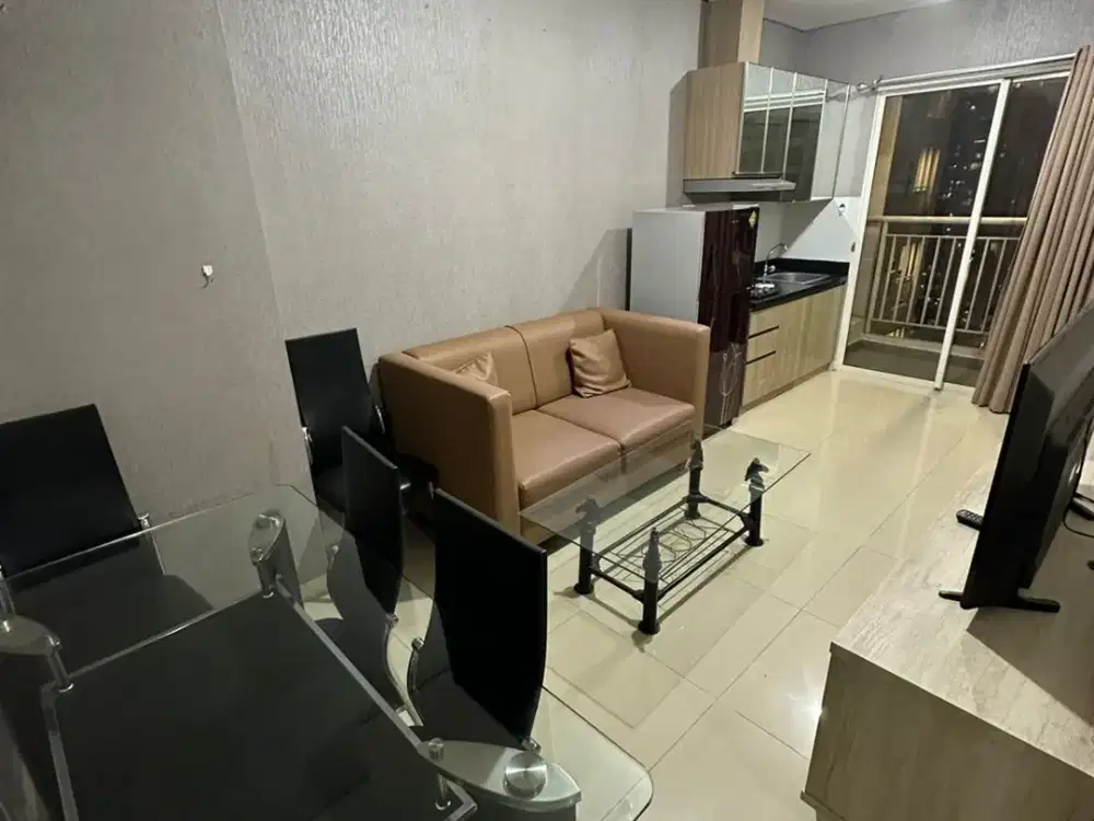 2BR Madison Park dekat Mal Central Park Bisa Bulanan View dan Furnish Bagus