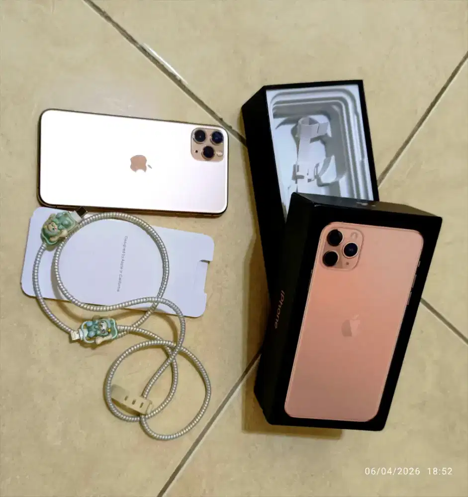 Iphone 11 Pro Max 256 GB Mulus Like New!!! Fullset + Bonus