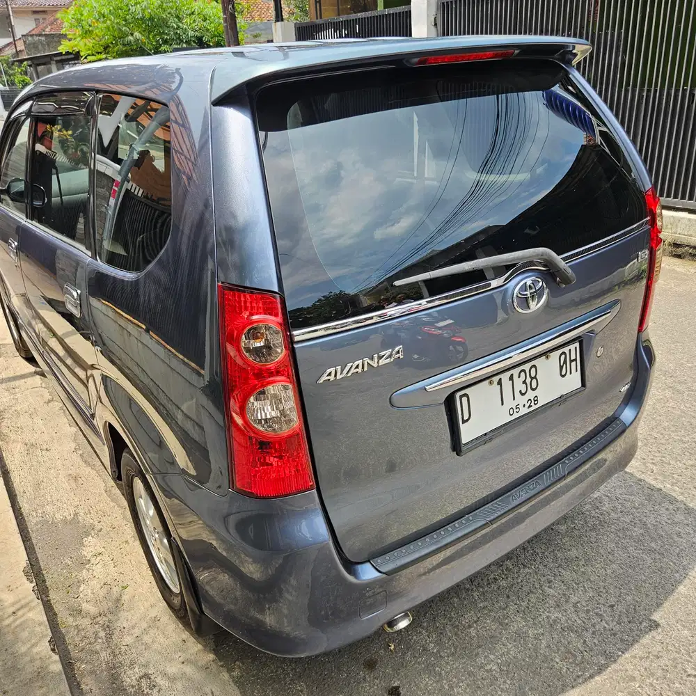 Toyota Avanza 2011 Bensin