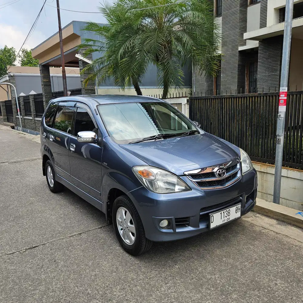 Matic Toyota Avanza at g 1.3 2011 pemakaian 2012