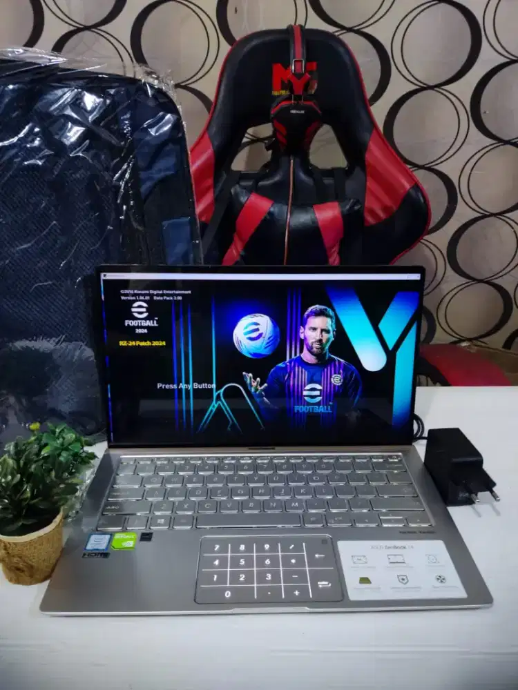 Asus ZenBook UX433FN Core i7 RAM 16GB SSD 512GB Dual VGA Nvidia