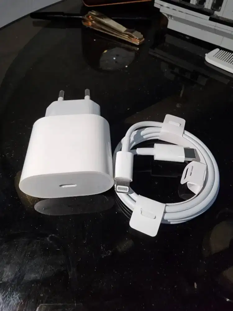 Charger iPhone + kabel original 100%