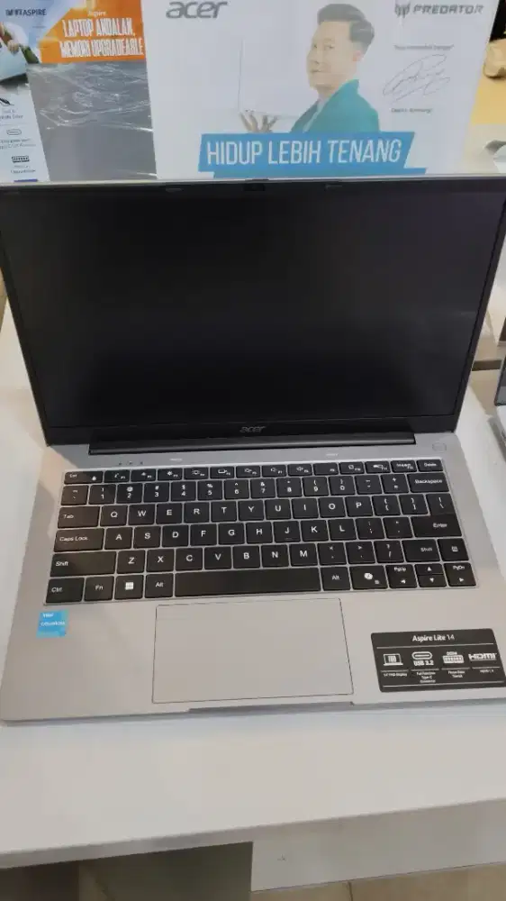 Jual laptop baru garansi, cahs kredit tuker tambah laptop bisa.