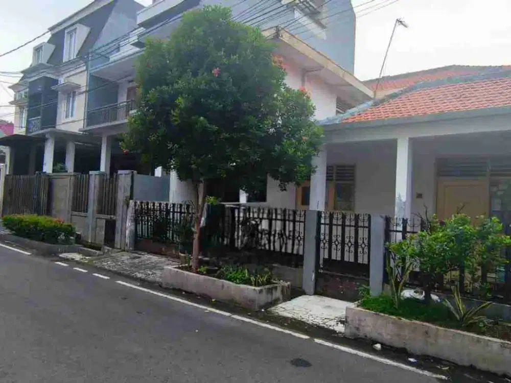 Rumah 2 Lantai Rawamangun Lokasi Prime