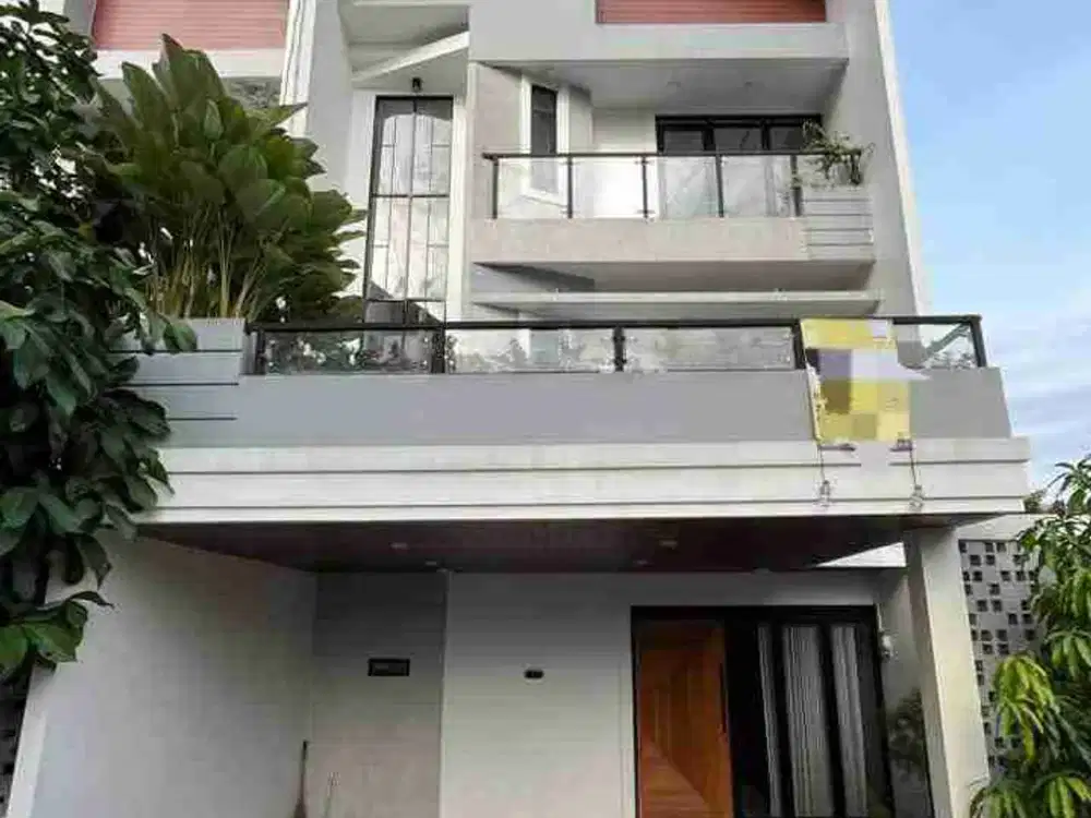 FOR SALE SCANDINAVIAN HOUSE 3,5 LANTAI DIDALAM TOWNHOUSE TERDEPAN, LOKASI SANGAT STRATEGIS DI CIGANJUR JAGAKARSA KOTA - JAKARTA SELATAN
