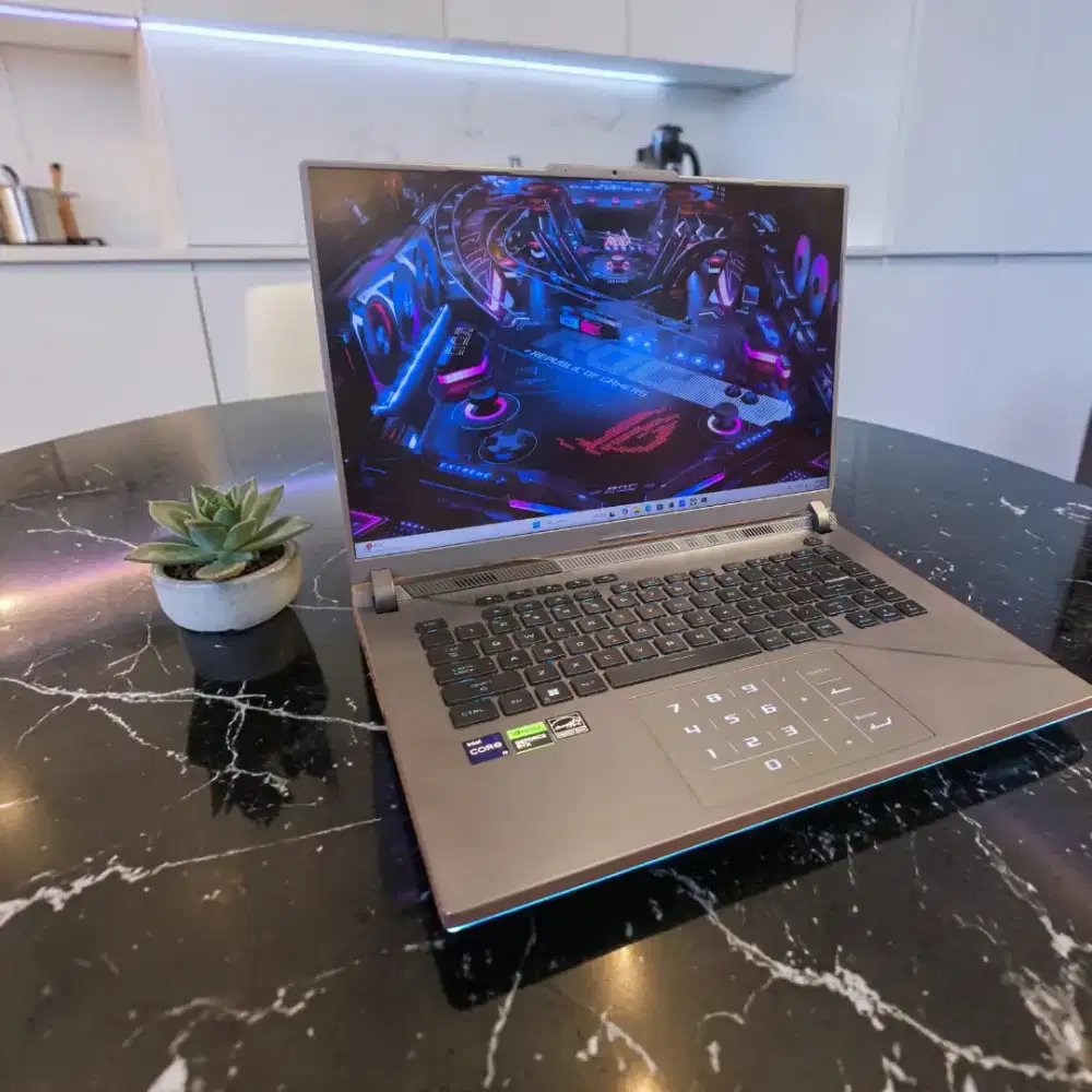 Asus ROG Strix G16 CORE I9 GEN 14 RTX 4060 Siap Render