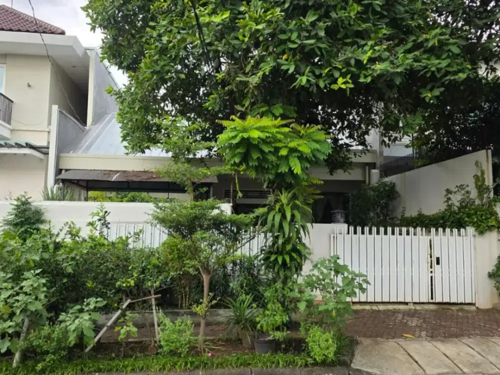 Jual rumah di Jalan Purwakarta Menteng, Kawasan Elite