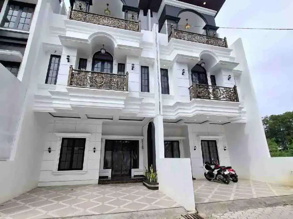 Rumah Mewah Baru 2 unit Dalam Cluster Jagakarsa Jakarta Selatan