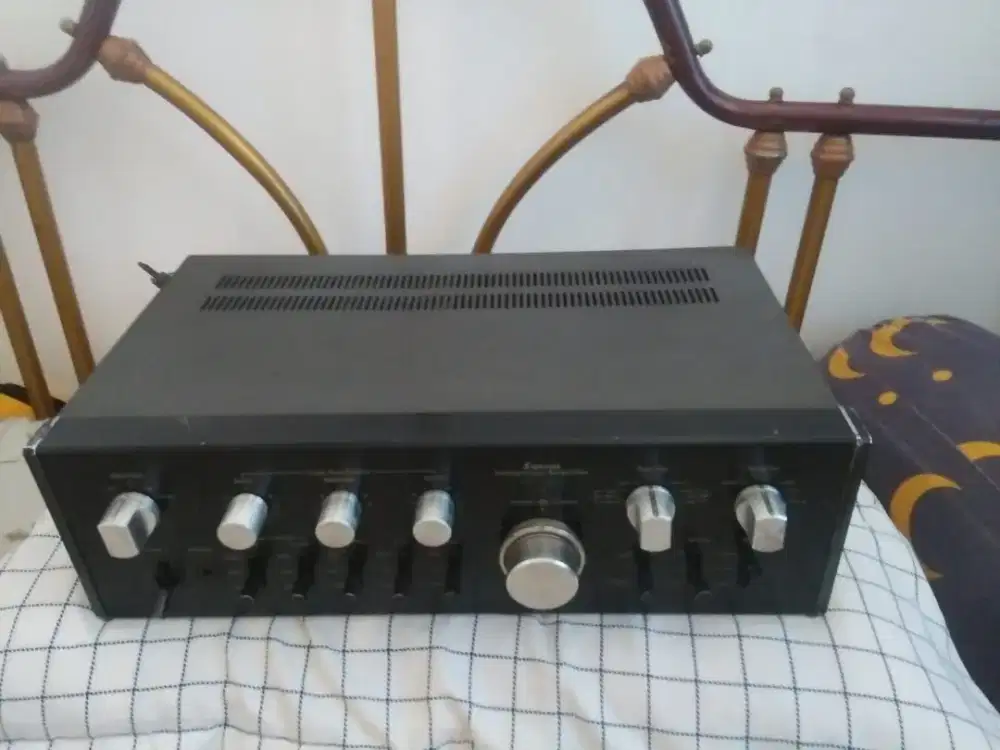 AMPLIFIER SANSUI AU-7900