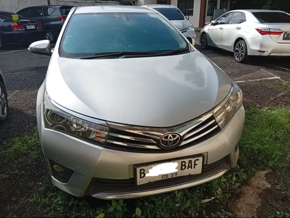 Corolla Altis 2014 V AT