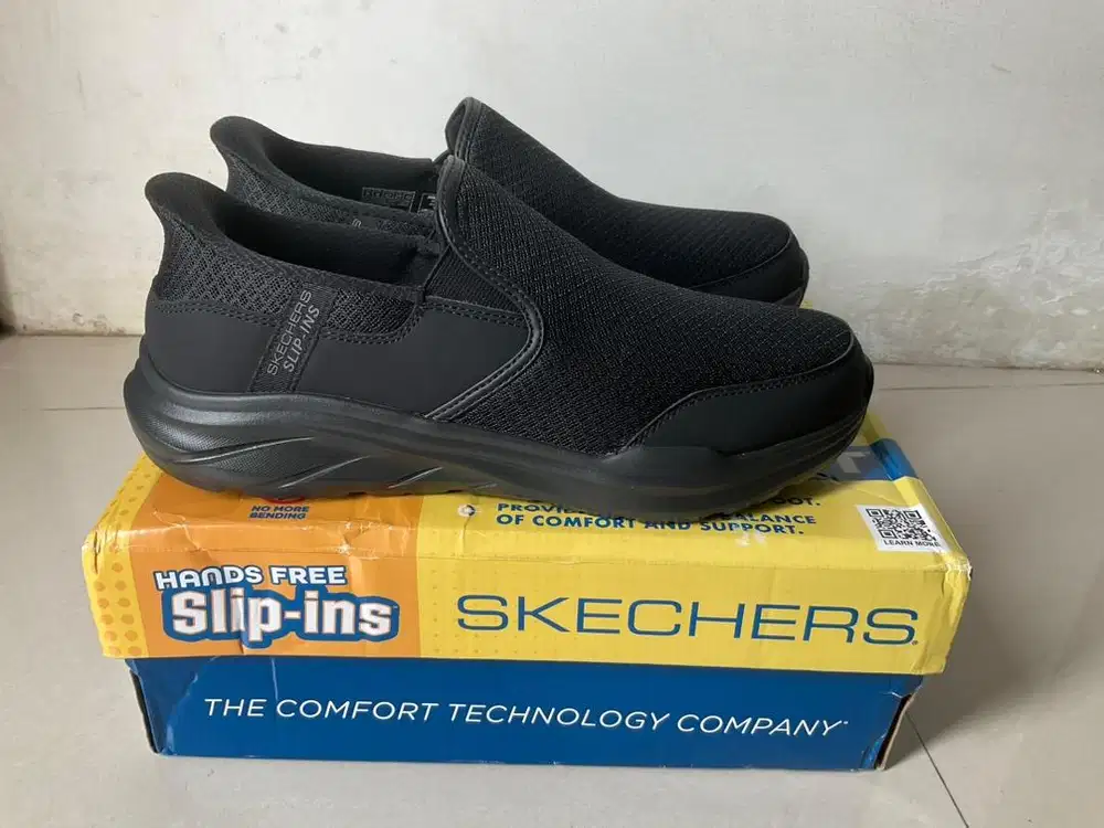 Sepatu skechers equalizer 6.0