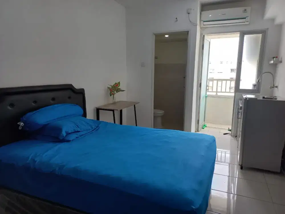 Disewakan Murah Apartemen EDUCITY Pakuwon City Studio Semi Furnished dekat ITS, UNAIR, PCM
