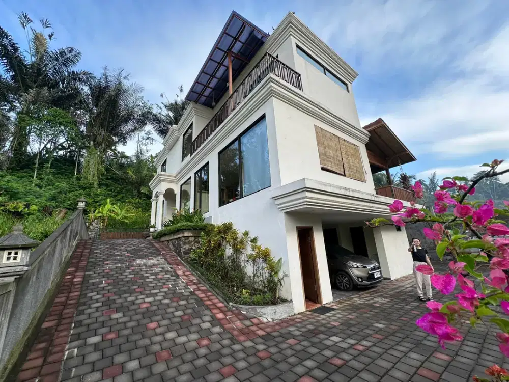 DiJual Cepat Villa di Gianyar Bali Pemandangan Sawah