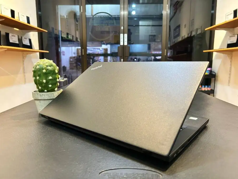 THINKPAD T480//CORE i5-7300u//KEYBOARD BACKLIT