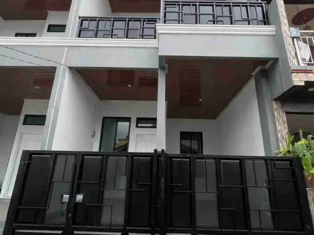 Rumah Baru 2 Lantai Termurah di Harapan Indah Bekasi