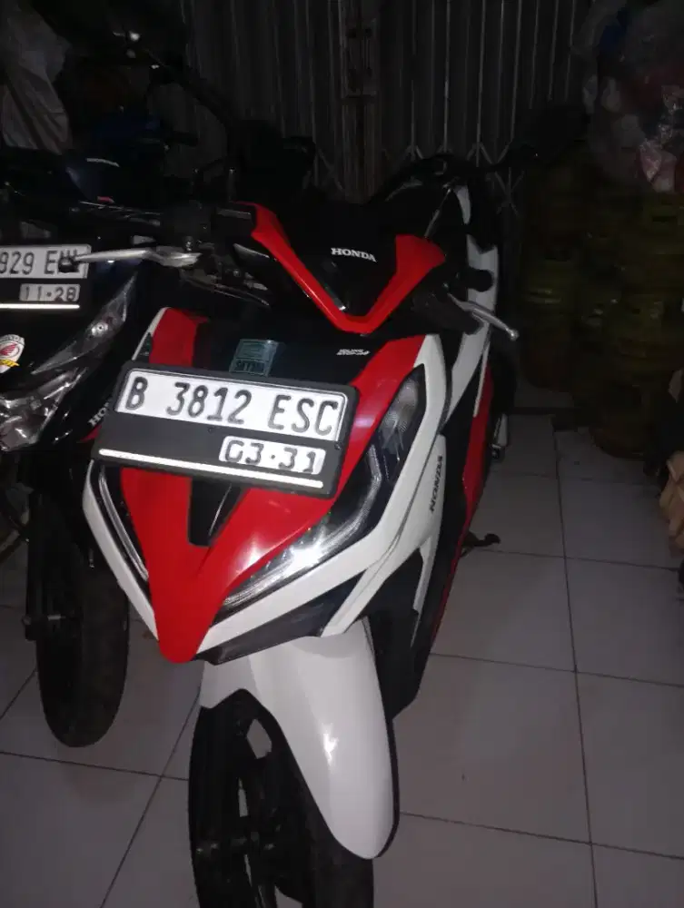 HONDA VARIO 150 KEYLES 2021 MULUS