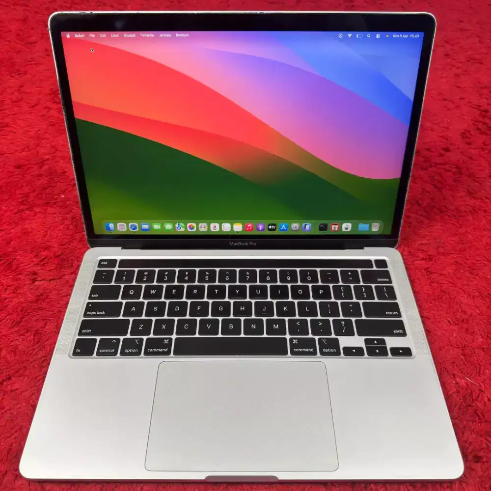 Macbook pro 2020 core i5 ram 16gb ssd 512gb siap pakai bisa cod
